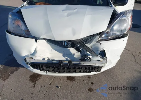 2010 Honda Fit from USA, damaged, VIN JHMGE8H22AC039627
